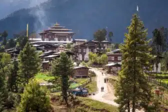 Le village de Gangtey et son monastère